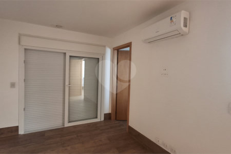 Casa de Vila à venda com 2 quartos, sendo 1 suíte, em Alto da Boa Vista, São Paulo, SP