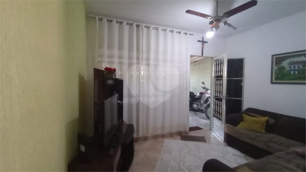 Casa à venda com 3 quartos em Parque Industrial, Itu, SP
