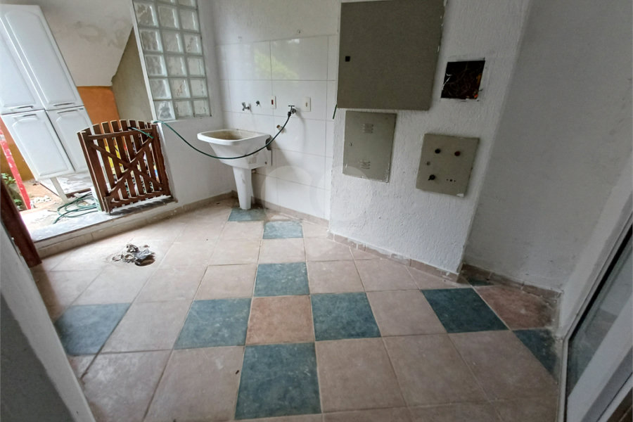 Casa para alugar com 3 quartos no condomínio Champs Elysees Village, Mairiporã - SP