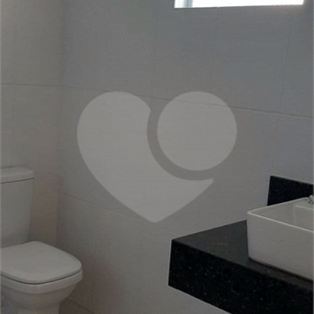 Casa à venda com 3 quartos, sendo 1 suíte, em Nova Cerejeira, Atibaia, SP