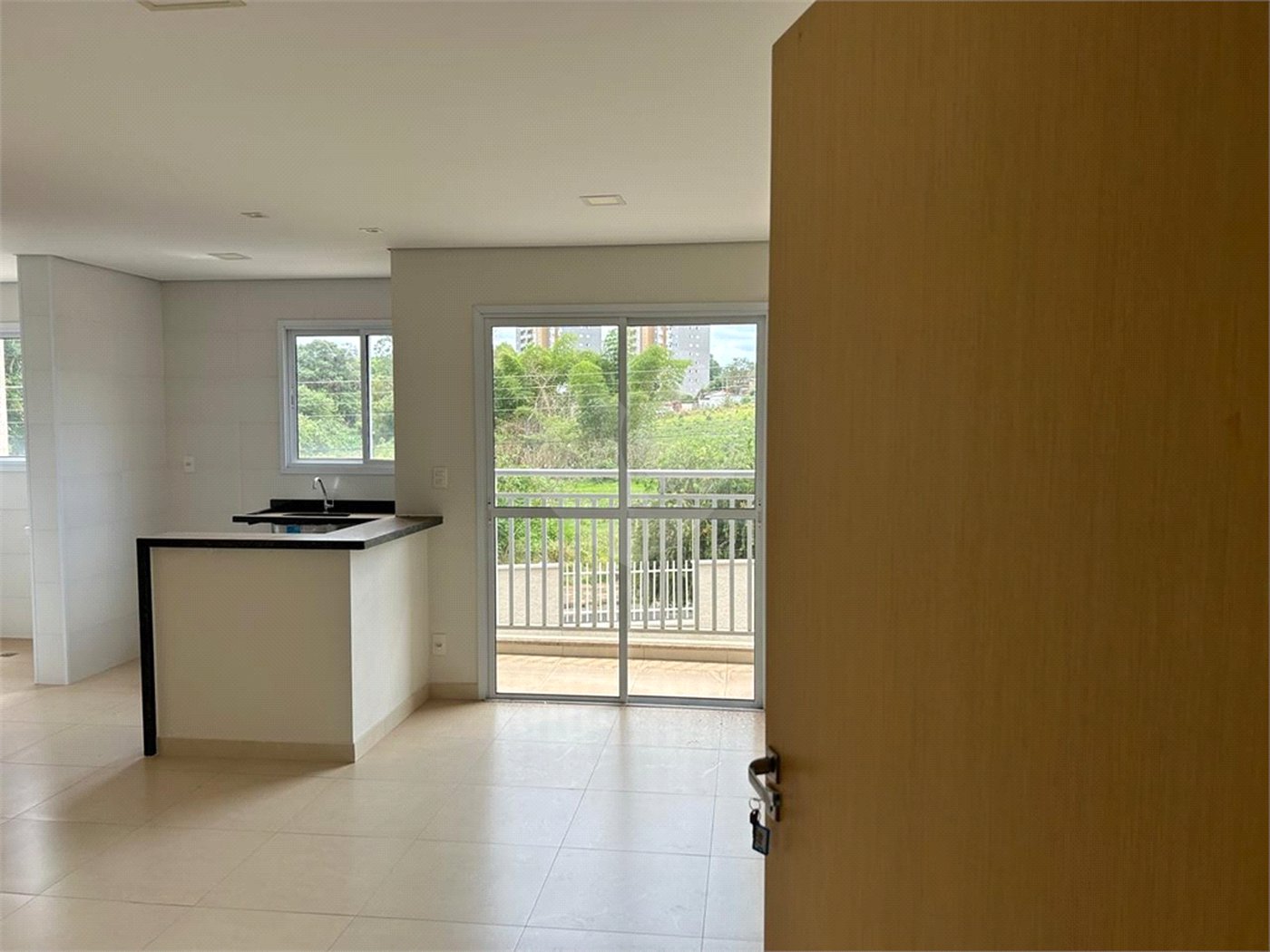 Apartamento a venda de 02 dormitórios