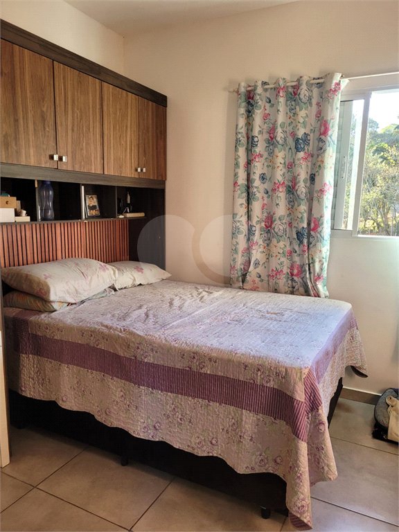 Casa à venda com 2 quartos em Jardim Santo Antônio, Atibaia, SP