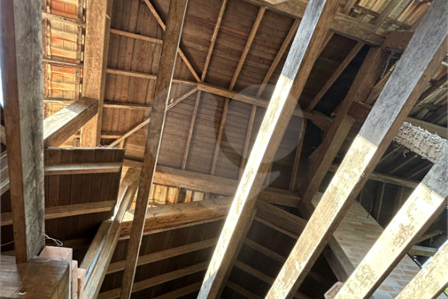 Casa à venda com 3 quartos, sendo 2 suítes,  no condomínio Alpes da Cantareira, Mairiporã - SP