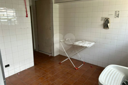 Casa à venda com 3 quartos, sendo 2 suítes, em Planalto Paulista, São Paulo, SP