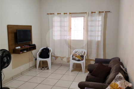 Casa à venda com 3 quartos, sendo 1 suíte,  em Jardim Santo Onofre, São José dos Campos, SP