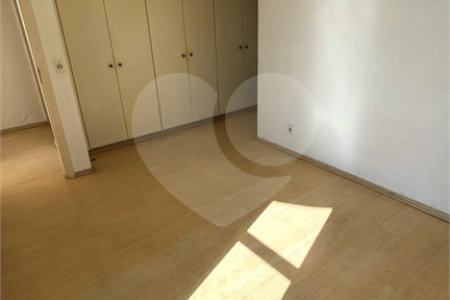 Apartamento à venda com 3 quartos, sendo 1 suíte, no Centro, Jundiaí, SP