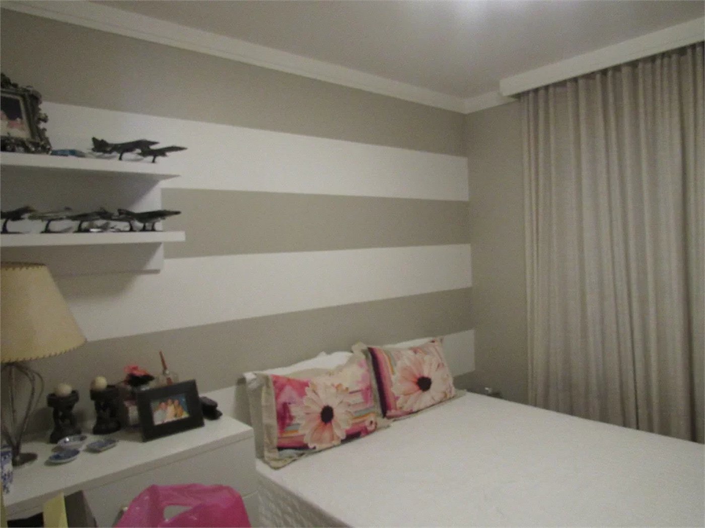 Apartamento à venda com 4 quartos, sendo 3 suítes,  em Jardim Londrina, São Paulo, SP