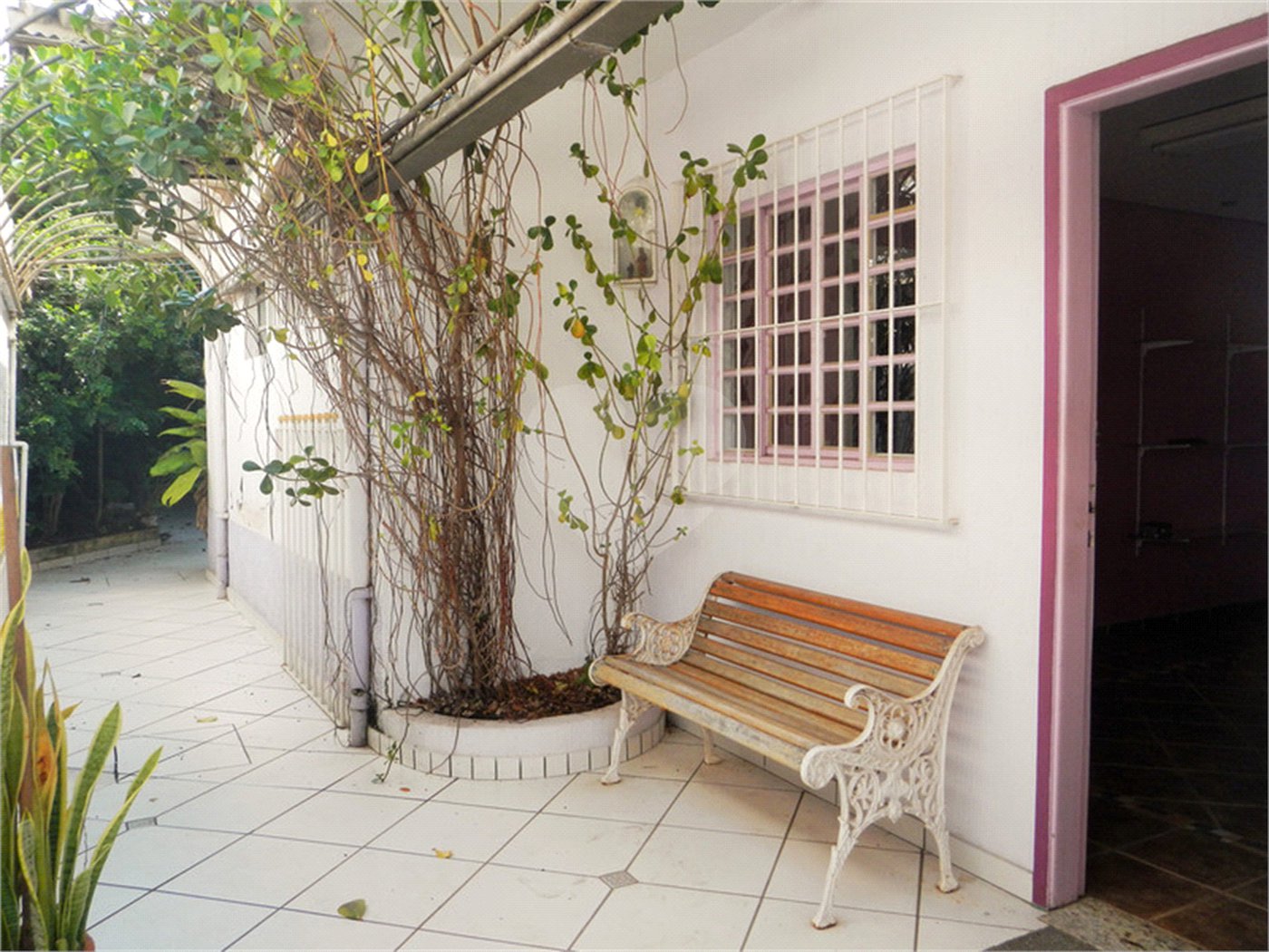 Casa à venda com 3 quartos, sendo 1 suíte, em Vila Brasílio Machado, São Paulo, SP