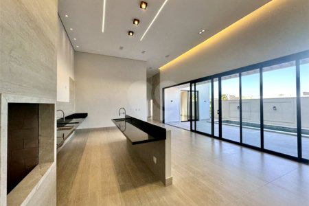 Casa à venda com 3 suítes no condomínio Residencial Florais Itália, Cuiabá - MT