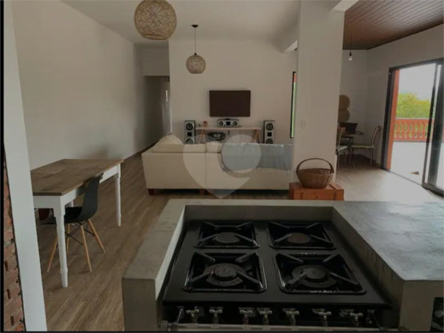 Chácara à venda com 3 quartos em Parelheiros, São Paulo, SP
