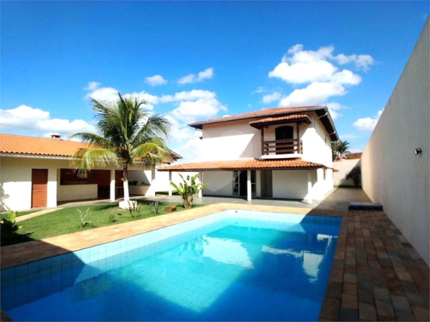 Casa à venda com 3 suítes em Vista Alegre, Vinhedo, SP