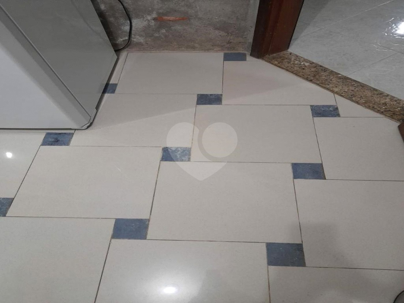 Casa à venda com 4 quartos, sendo 1 suíte, em City Bussocaba, Osasco, SP