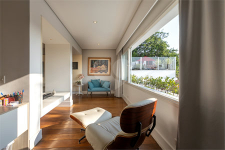 Casa à venda com 4 suítes em Jardim Guedala, São Paulo, SP