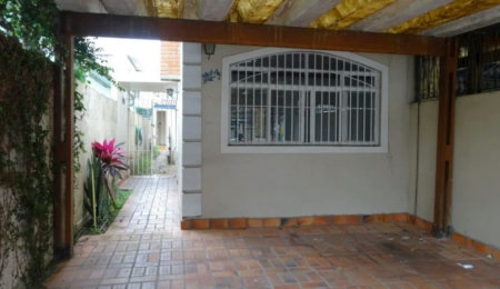 Sobrado à venda com 3 quartos, sendo 1 suíte, em Cidade Monções, São Paulo, SP