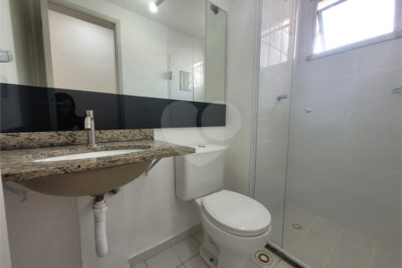 Apartamento à venda com 2 quartos em Vila Anastácio, São Paulo, SP