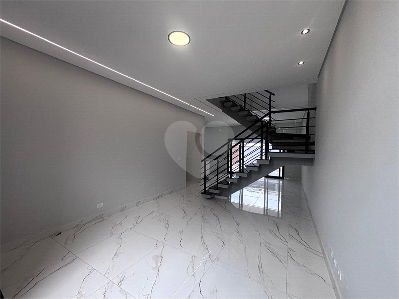 Casa à venda com 3 suítes no condomínio Campos do Conde I e II, Sorocaba - SP