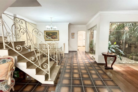 Casa à venda com 5 quartos, sendo 2 suítes, em Vila Formosa, São Paulo, SP
