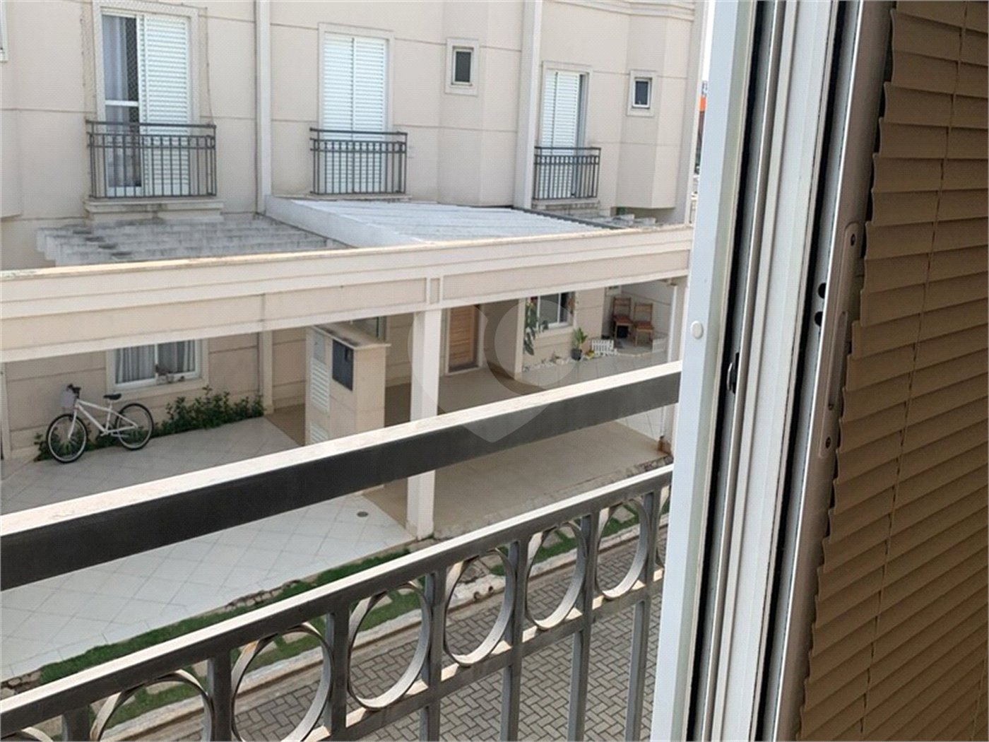 Casa à venda com 3 quartos, sendo 1 suíte, no condomínio Residencial Belle Ville Itaycy, Indaiatuba - SP