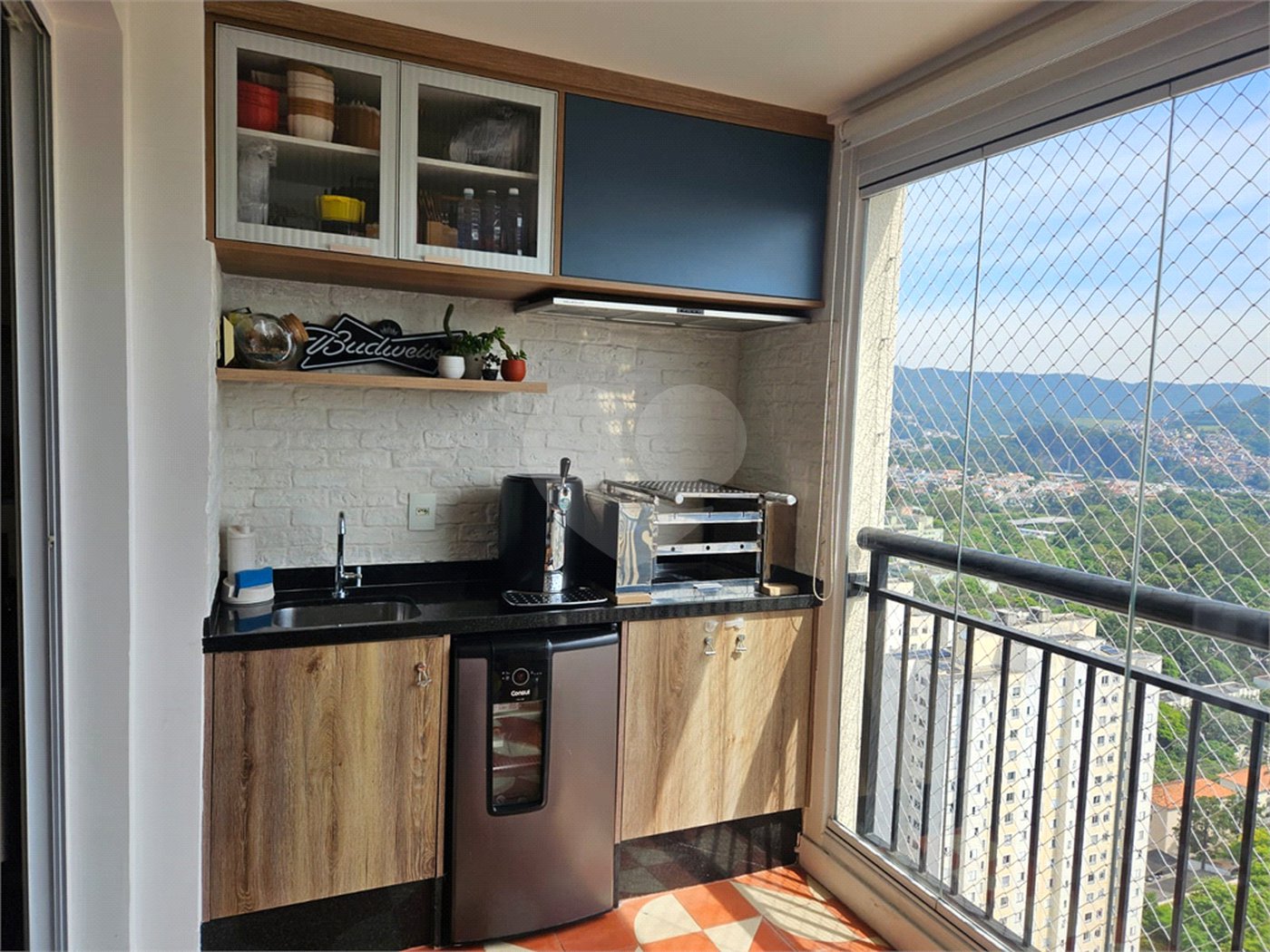 Apartamento à venda com 2 quartos, sendo 1 suíte, em Jardim Leonor Mendes de Barros, São Paulo, SP