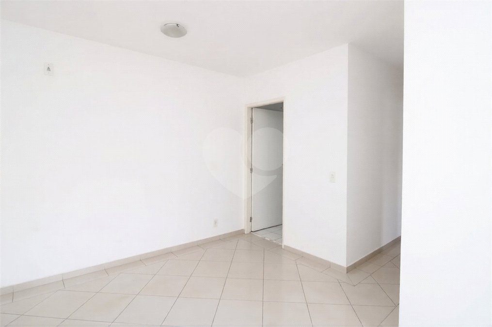 Apartamento à venda com 2 quartos em Vila Guilherme, São Paulo, SP