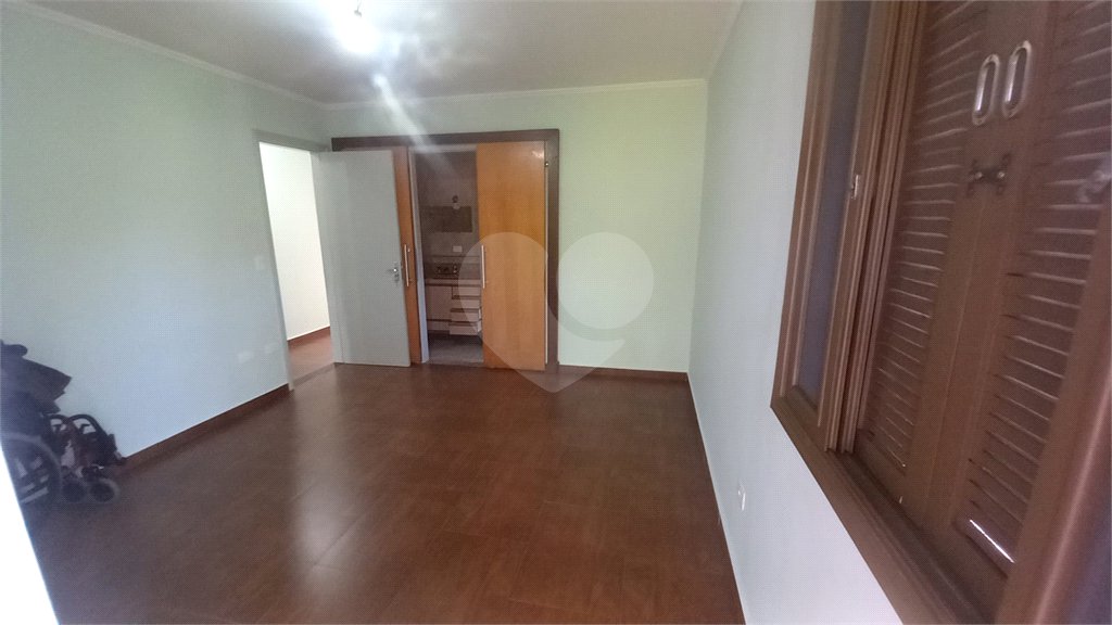 Sobrado à venda com 4 quartos, sendo 2 suítes, em Tremembé, São Paulo, SP