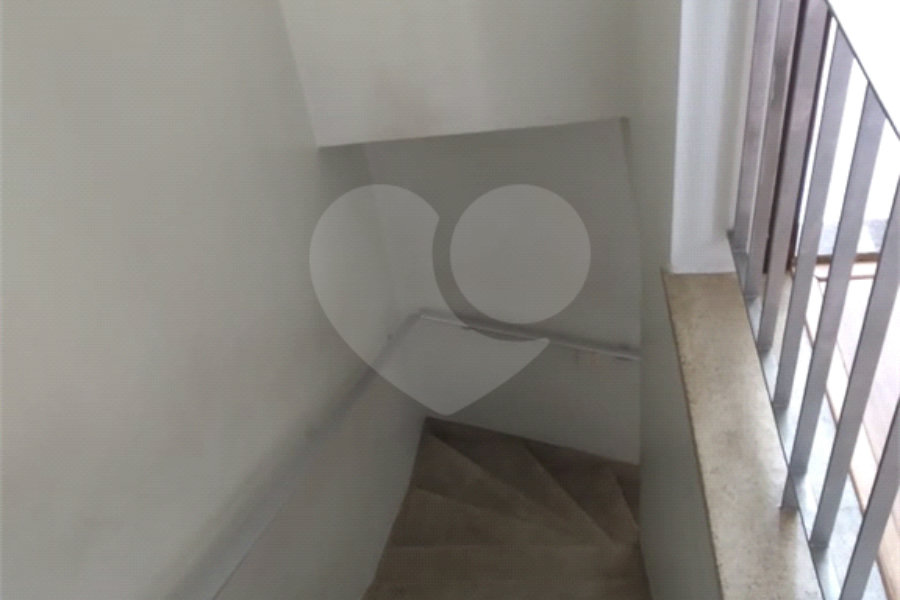 Sobrado à venda com 4 quartos, sendo 1 suíte,  em Limão, São Paulo, SP