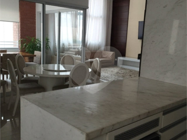 Duplex à venda com 3 suítes em Cerqueira Cesar, São Paulo, SP