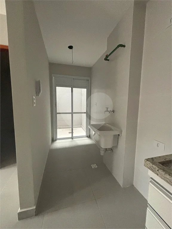 Casa à venda com 2 quartos, sendo 1 suíte, no condomínio Maracujas, São Paulo - SP