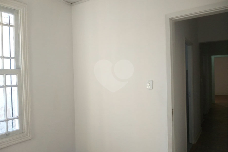 Sobrado à venda com 3 quartos em Bom Retiro, São Paulo, SP