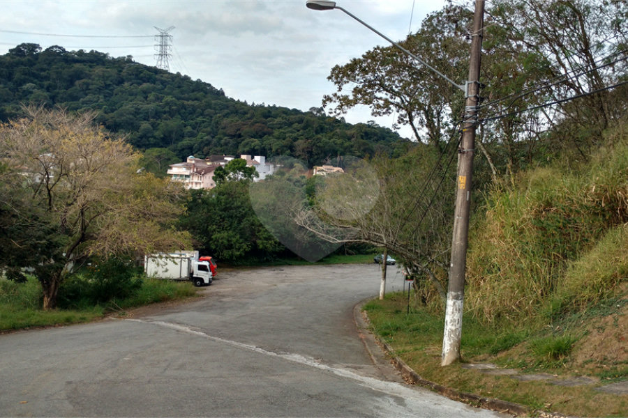 Terreno à venda em Horto, São Paulo, SP