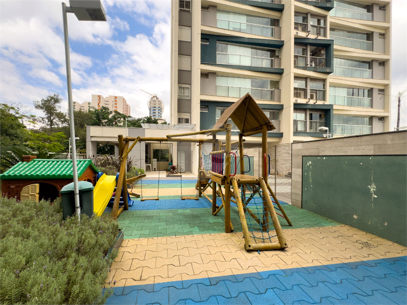 Apartamento à venda com 2 quartos, sendo 1 suíte, em Chácara Santo Antônio (zona Sul), São Paulo, SP