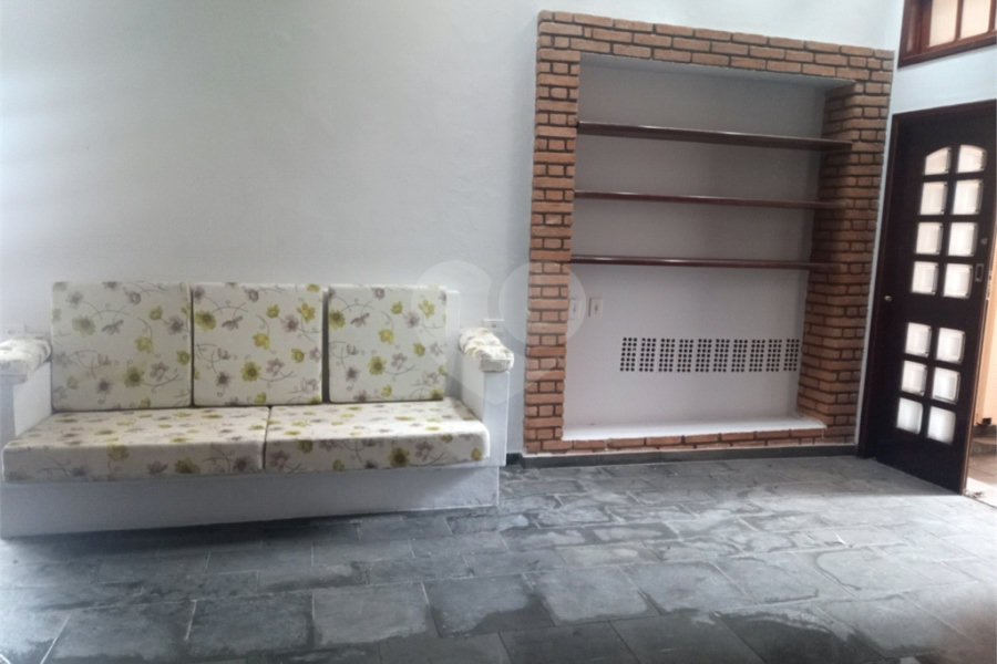 Casa à venda com 3 suítes em Lavapés, Mairiporã, SP