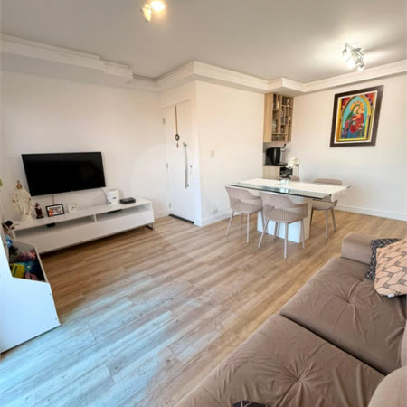Apartamento à venda com 3 quartos, sendo 1 suíte,  em Parque Santana, Mogi das Cruzes, SP