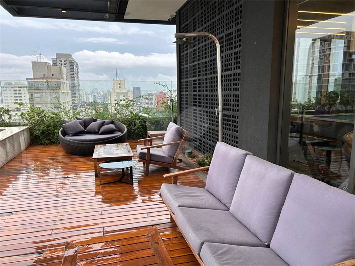 Apartamento à venda ou para alugar com 1 quarto em Pinheiros, São Paulo, SP