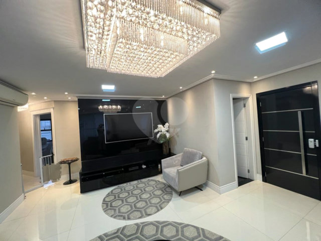 Apartamento à venda com 3 suítes em Santana, São Paulo, SP