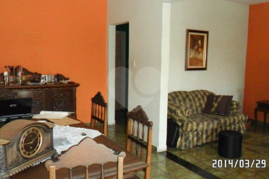 Casa Térrea à venda com 4 quartos, sendo 1 suíte, em Tremembé, São Paulo, SP