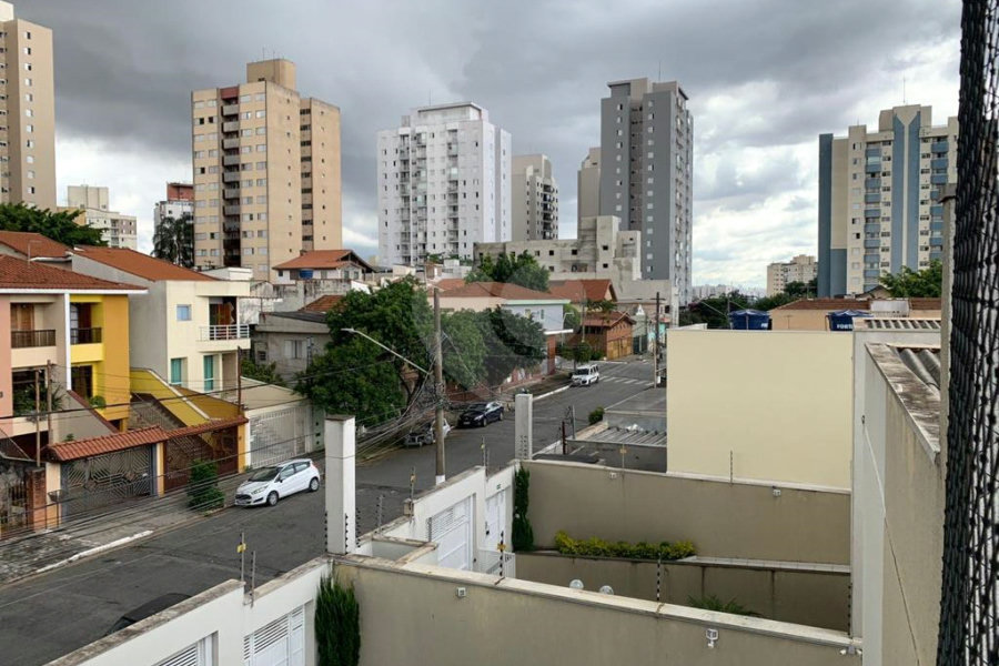 Casa à venda com 4 quartos, sendo 2 suítes,  no condomínio Miro Carvalho - Pitinga, São Paulo - SP