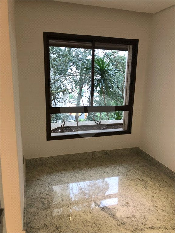 Apartamento à venda com 4 suítes em Vila Suzana, São Paulo, SP