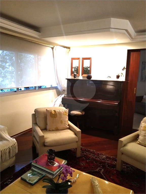 Apartamento à venda com 3 quartos, sendo 1 suíte, em Jardim Paulista, São Paulo, SP