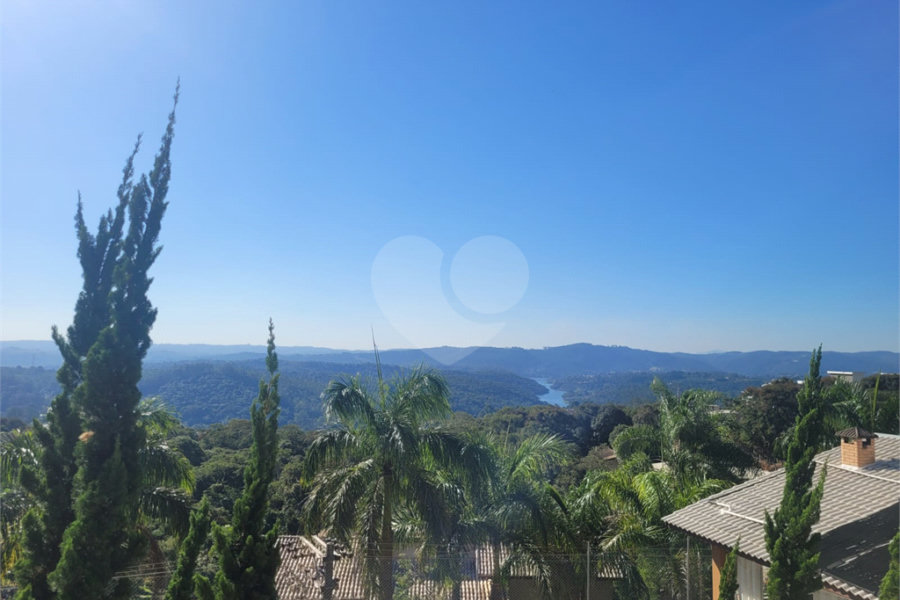 Casa para alugar com 5 quartos, sendo 2 suítes,  no condomínio Alpes de Caieiras, Caieiras - SP