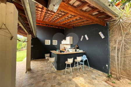 Casa à venda com 3 quartos, sendo 1 suíte, no condomínio Haras São Luiz, Salto - SP