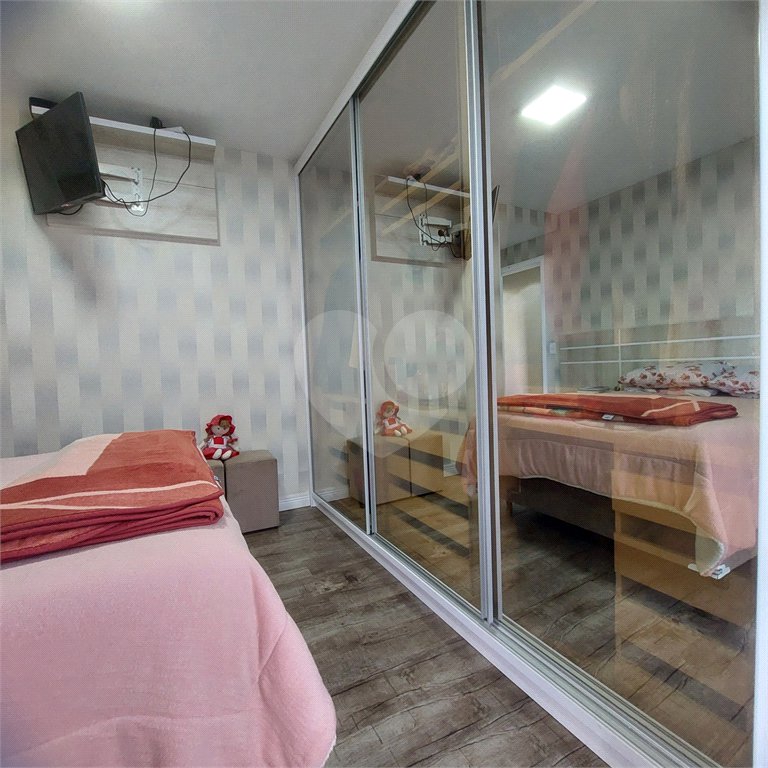 Apartamento à venda com 3 quartos, sendo 1 suíte, em Jardim Flor da Montanha, Guarulhos, SP