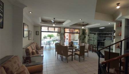 Casa à venda com 5 quartos, sendo 4 suítes,  no condomínio Rancho Dirce, Sorocaba - SP