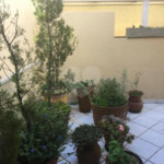 Casa à venda com 5 quartos, sendo 4 suítes, no condomínio Jardim Vitória Régia, São Paulo - SP