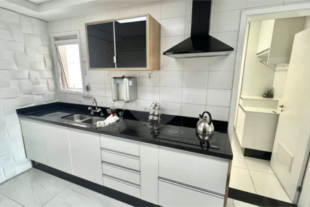 Apartamento à venda com 3 suítes em Jardim Monte Kemel, São Paulo, SP