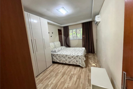Casa à venda com 4 quartos, sendo 1 suíte, em Campo Grande, Rio de Janeiro, RJ