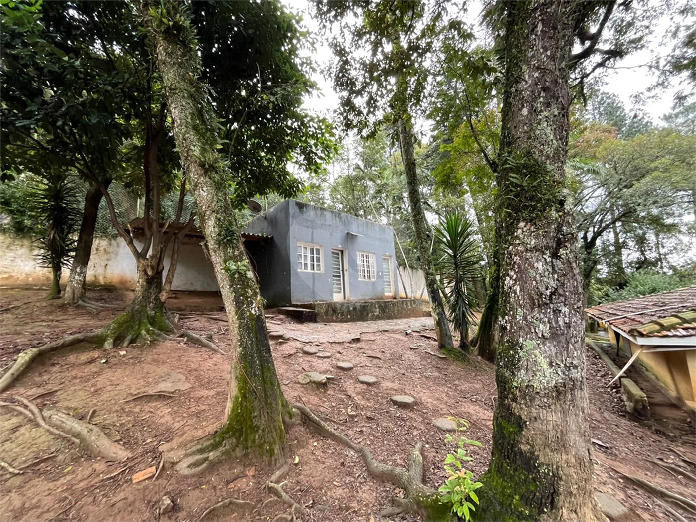 Casa à venda ou para alugar com 5 quartos em Roseira, Mairiporã, SP