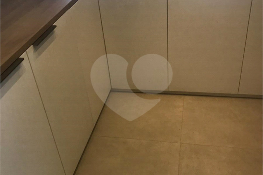 Apartamento à venda com 3 quartos, sendo 1 suíte,  em Tremembé, São Paulo, SP