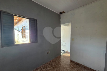 Casa à venda com 2 quartos em Jardim Vieira de Moraes, Itapetininga, SP