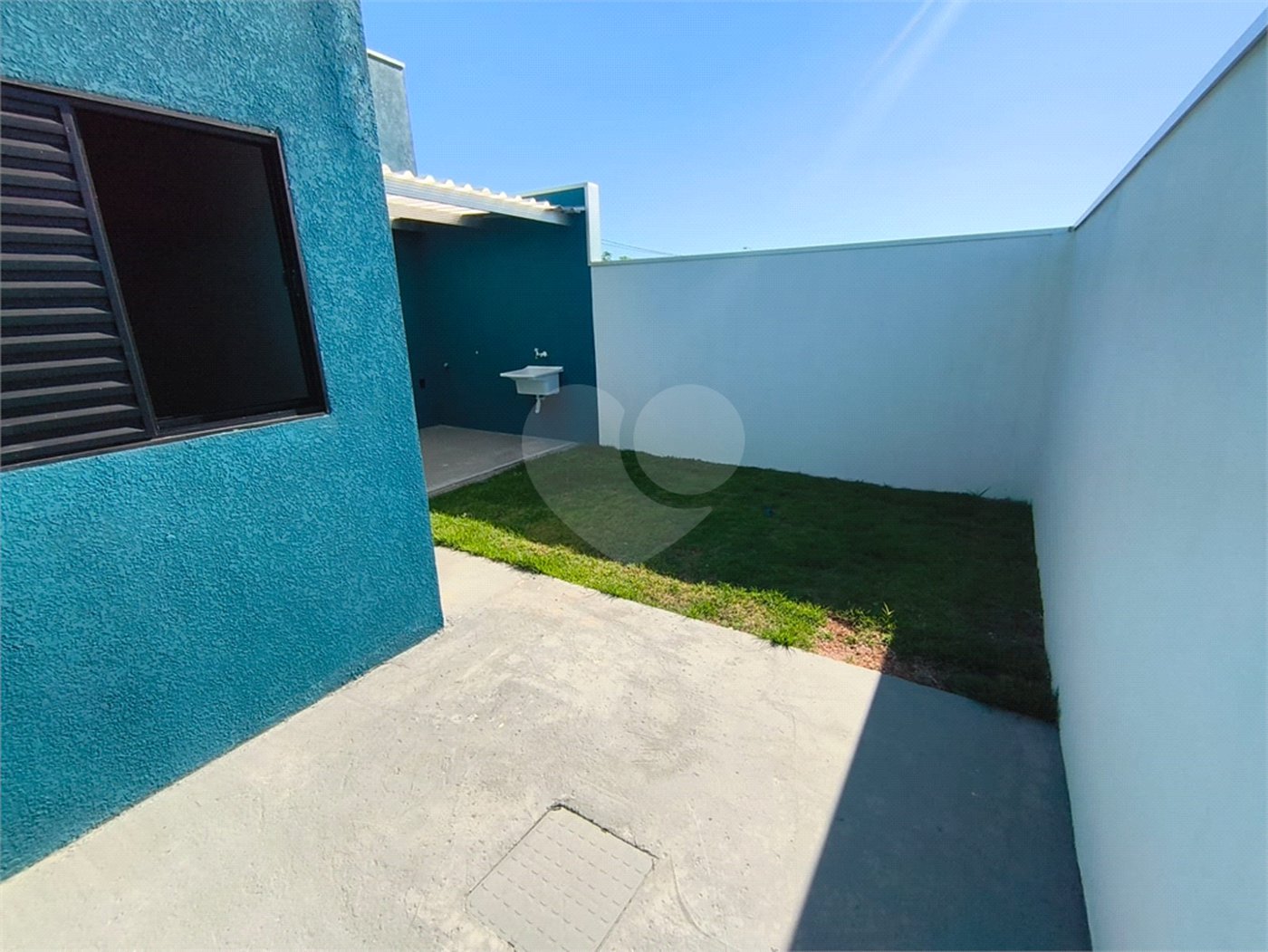 Casa à venda com 3 quartos, sendo 1 suíte, em Parque Itapê, Itapetininga, SP